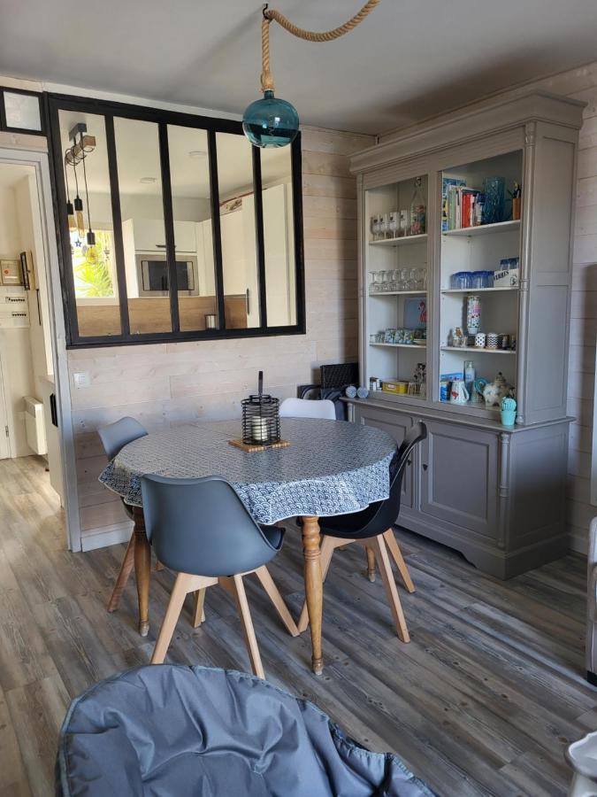Villa Aux Capellans Sur La Marina Pour 4 Personnes - Vue Marina - Parking - Plage A 5 Min A Pied Сен-Сіпріян Екстер'єр фото