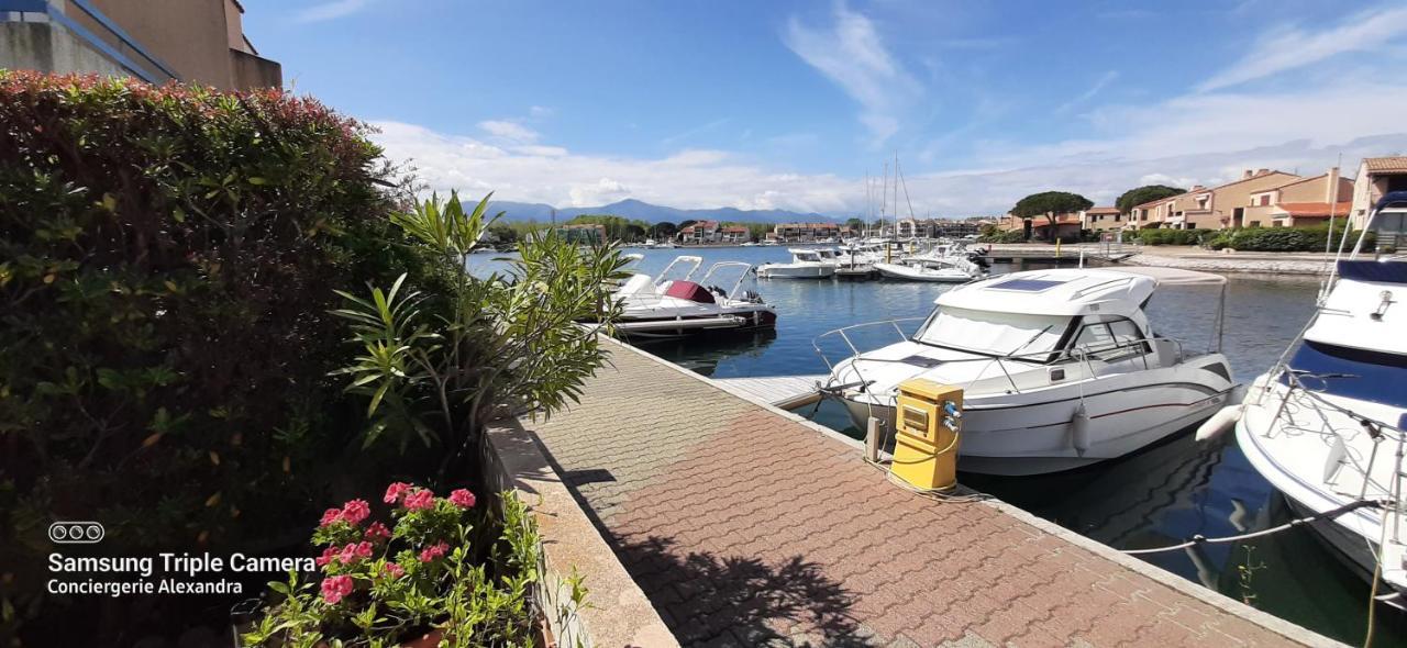 Villa Aux Capellans Sur La Marina Pour 4 Personnes - Vue Marina - Parking - Plage A 5 Min A Pied Сен-Сіпріян Екстер'єр фото