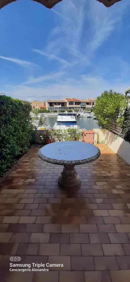 Villa Aux Capellans Sur La Marina Pour 4 Personnes - Vue Marina - Parking - Plage A 5 Min A Pied Сен-Сіпріян Екстер'єр фото